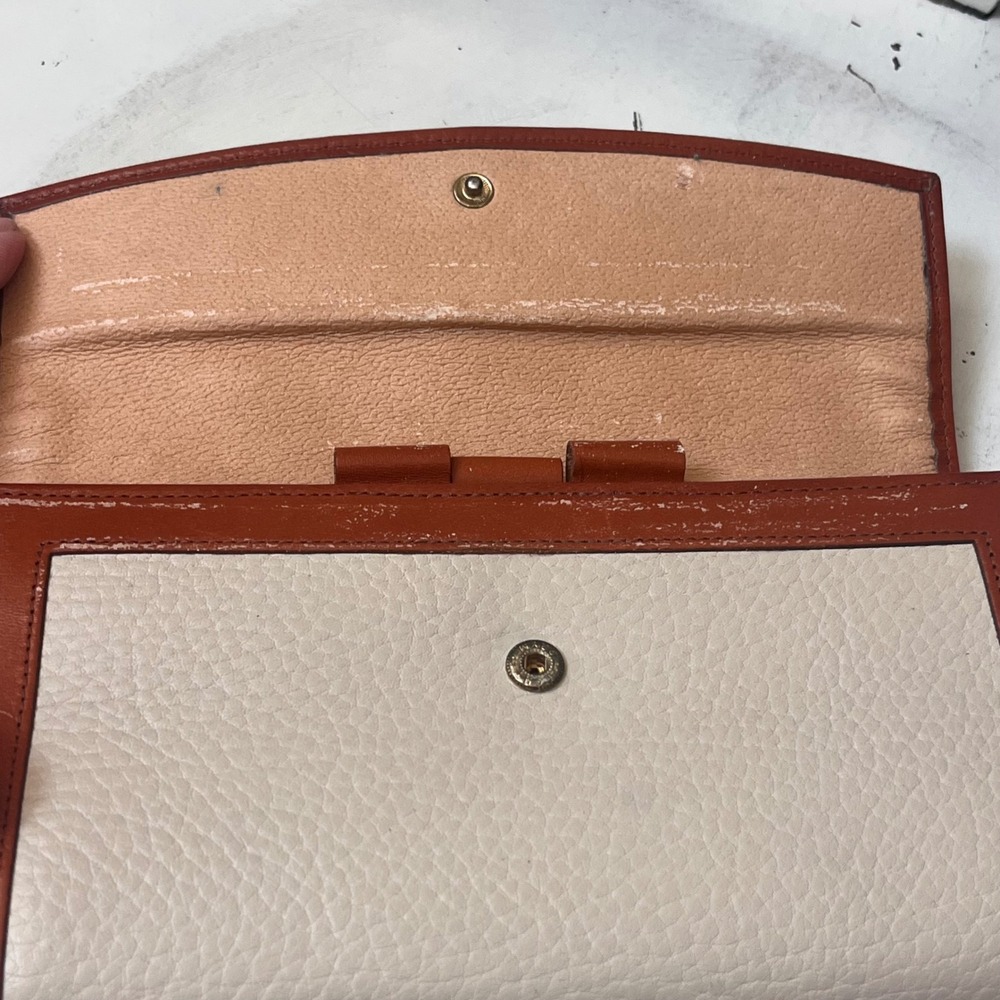 Vintage Dooney & Bourke AWL Checkbook Wallet Bone British Tan Leather USA - Picture 2 of 12